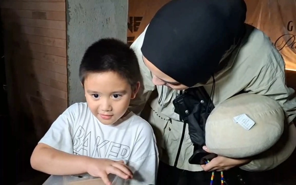 Citra Kirana dan Athar. (FTNews/Raka)